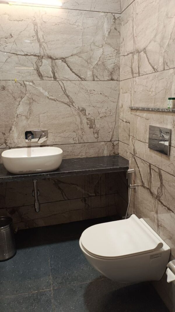 Suite Room - Image 7