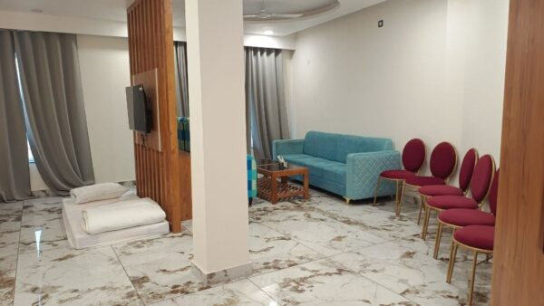 Suite Room - Image 6